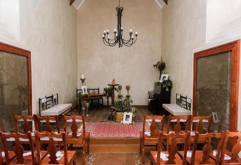 تختخواب و صبحانه Fountain Villa