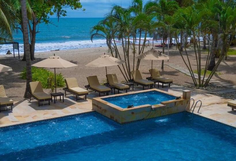 هتل Coconuco Beach Palomino