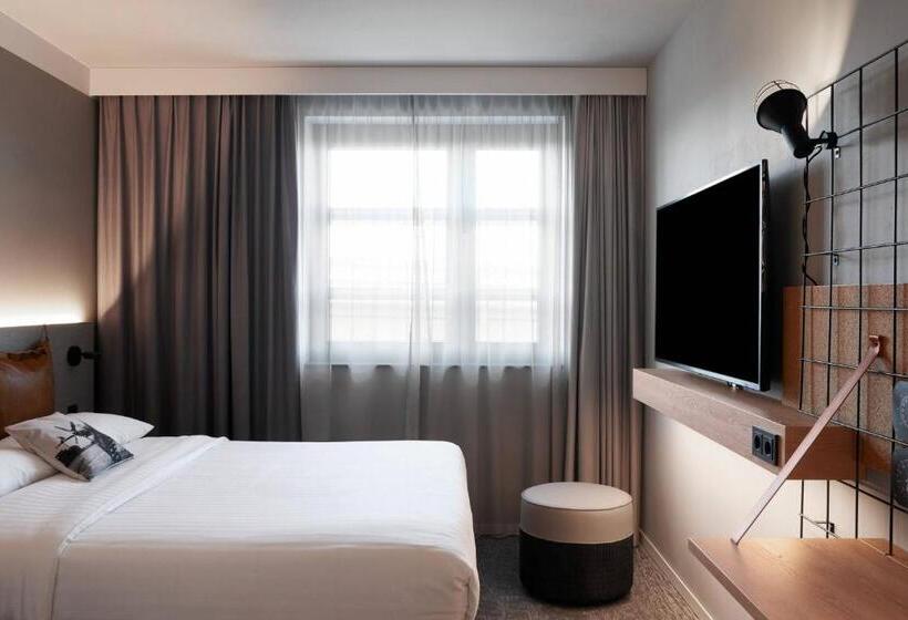 فندق Moxy Cologne Bonn Airport