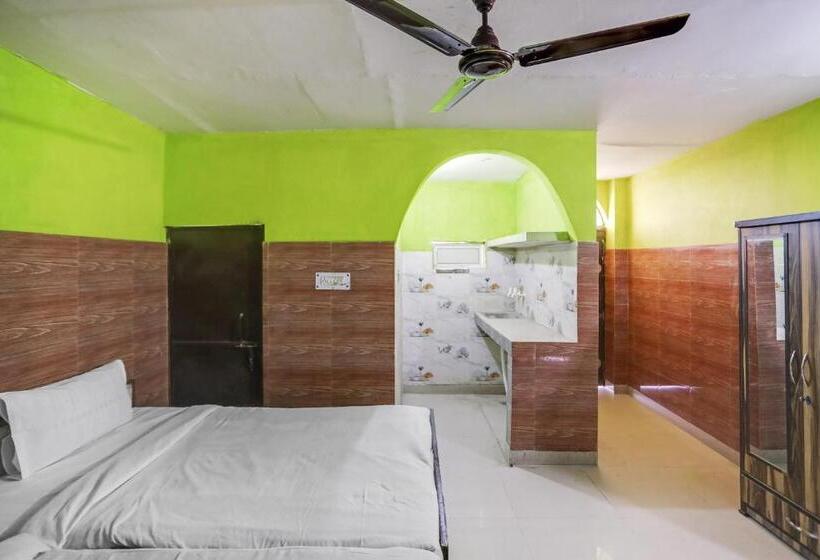 هتل Spot On Dream Residency