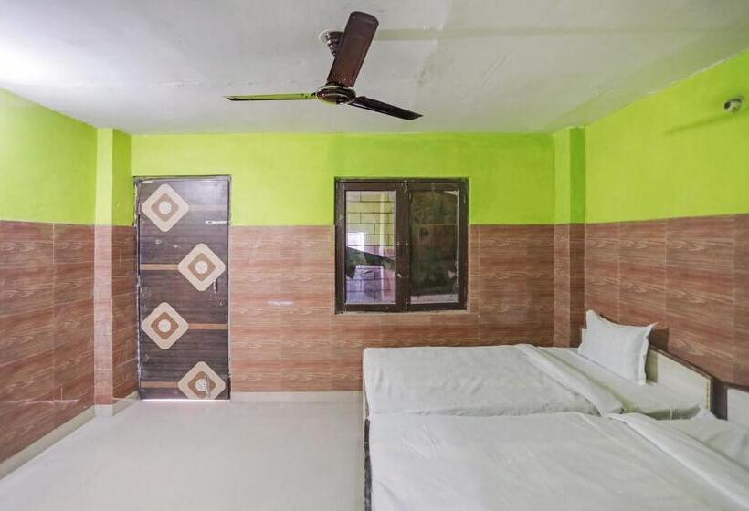 هتل Spot On Dream Residency