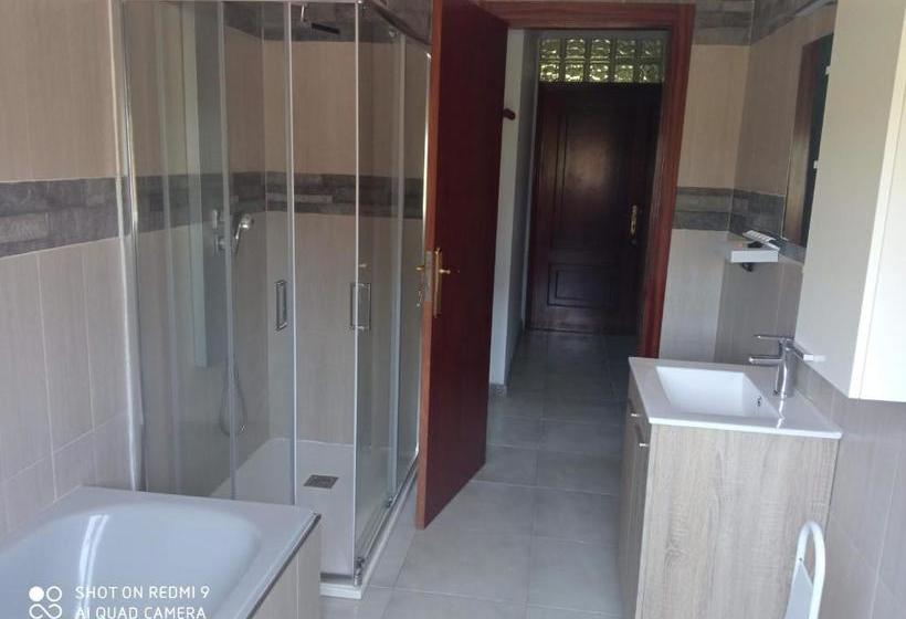 پانسیون Hostal Casablanca