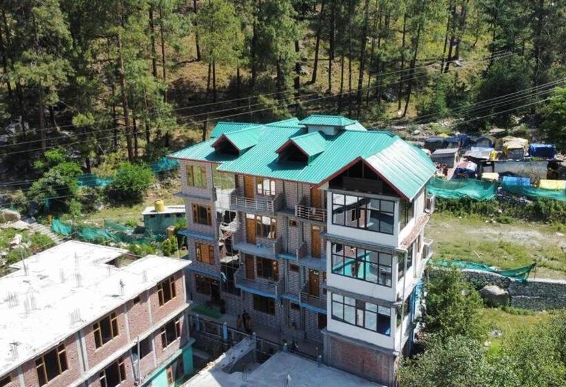 بنسيون Majestic Mountain Bhaiji Guest House