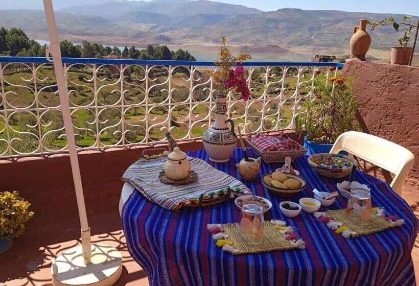 تختخواب و صبحانه Abla Room