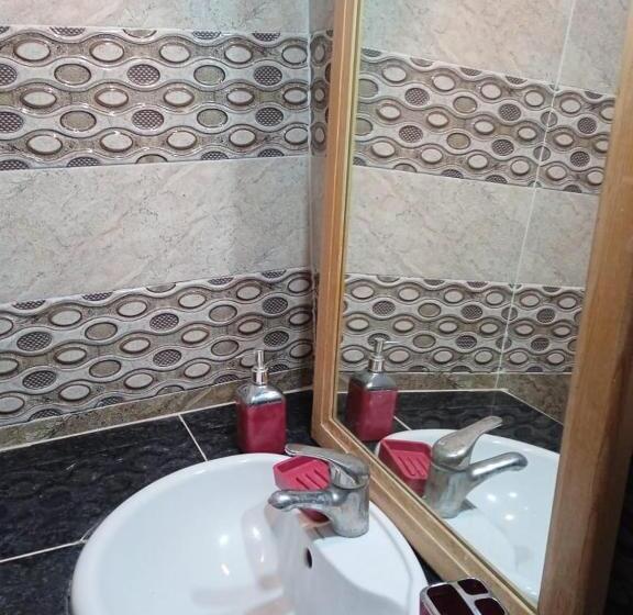 تختخواب و صبحانه Abla Room