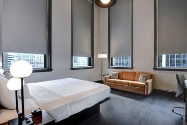 هتل Courtyard By Marriott Cincinnati Downtown