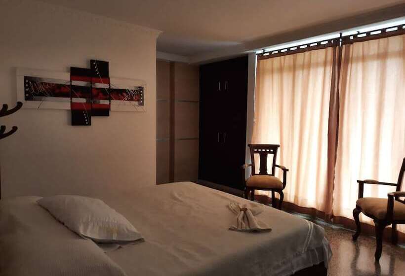 هتل El Flor Amarillo