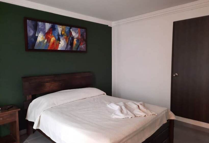 هتل El Flor Amarillo