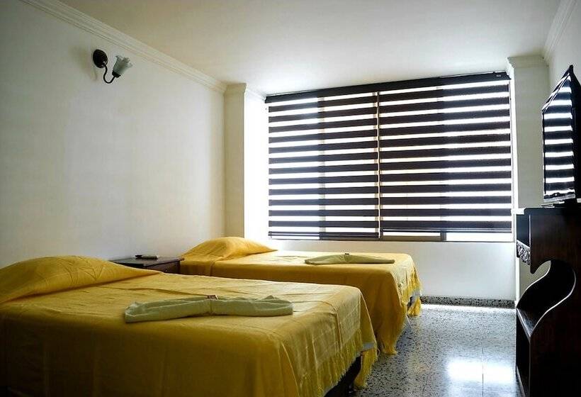 בית מלון כפרי El Flor Amarillo