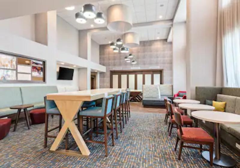 בית מלון כפרי Hampton Inn & Suites Alachua I75