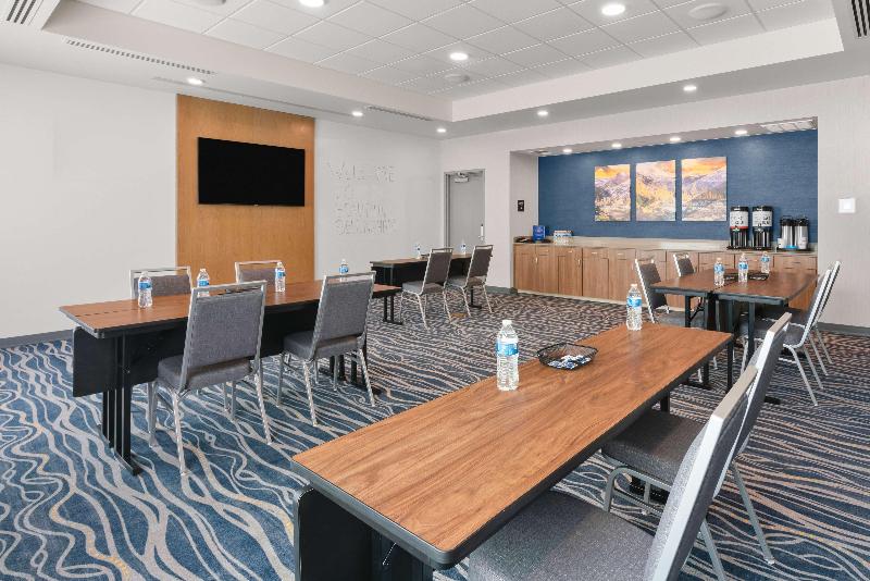 فندق Hampton Inn Bellingham Airport