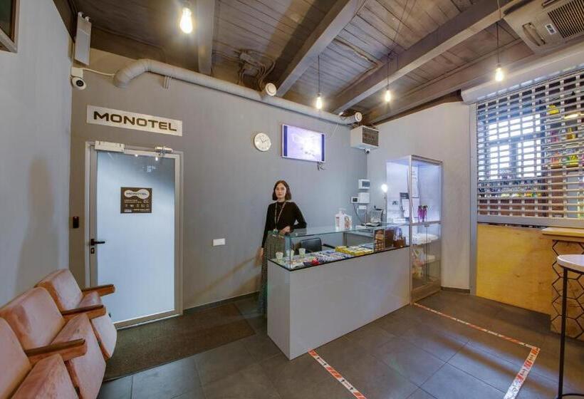 Moonotel Maidan