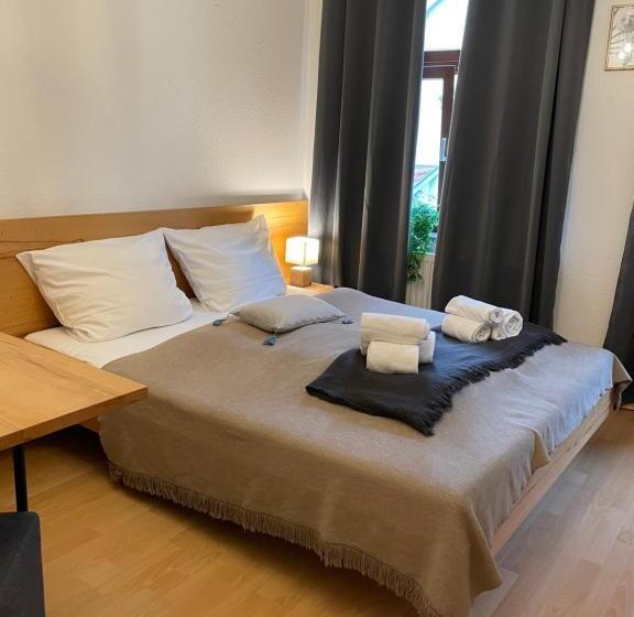 پانسیون Bording Appartment La Romantica