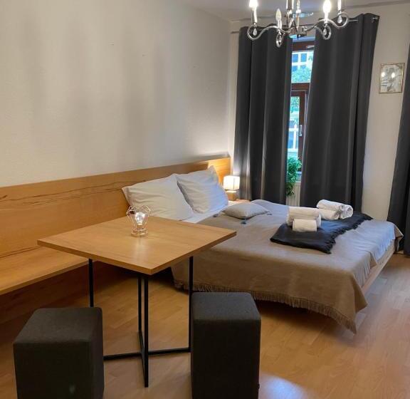 پانسیون Bording Appartment La Romantica