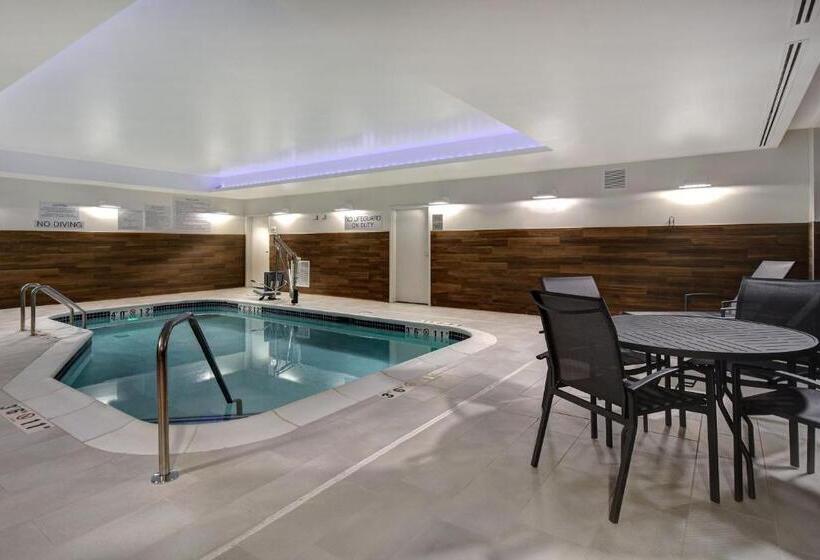 هتل Fairfield By Marriott Inn & Suites Grand Rapids Wyoming