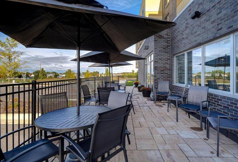 هتل Fairfield By Marriott Inn & Suites Grand Rapids Wyoming