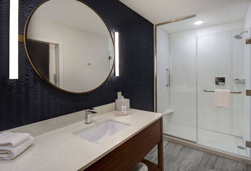 هتل Fairfield By Marriott Inn & Suites Grand Rapids Wyoming