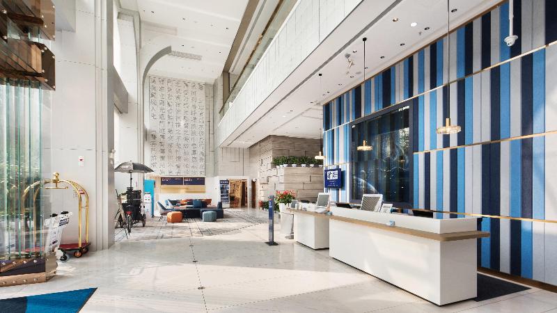 هتل Holiday Inn Express Shenzhen North Station By Ihg