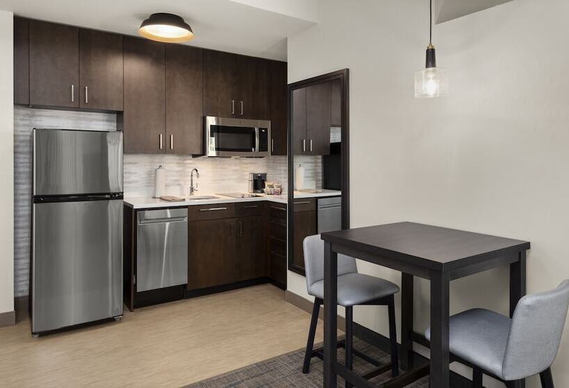 هتل Residence Inn By Marriott East Peoria