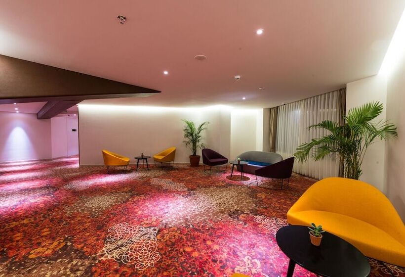 فندق The Fern Residency, Jamnagar