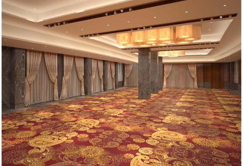Отель The Gaurs Sarovar Premiere