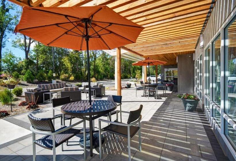 هتل Towneplace Suites By Marriott Grand Rapids Wyoming