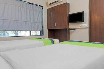 Fotos del hotel Capital O 2327  Eco Inn:  40