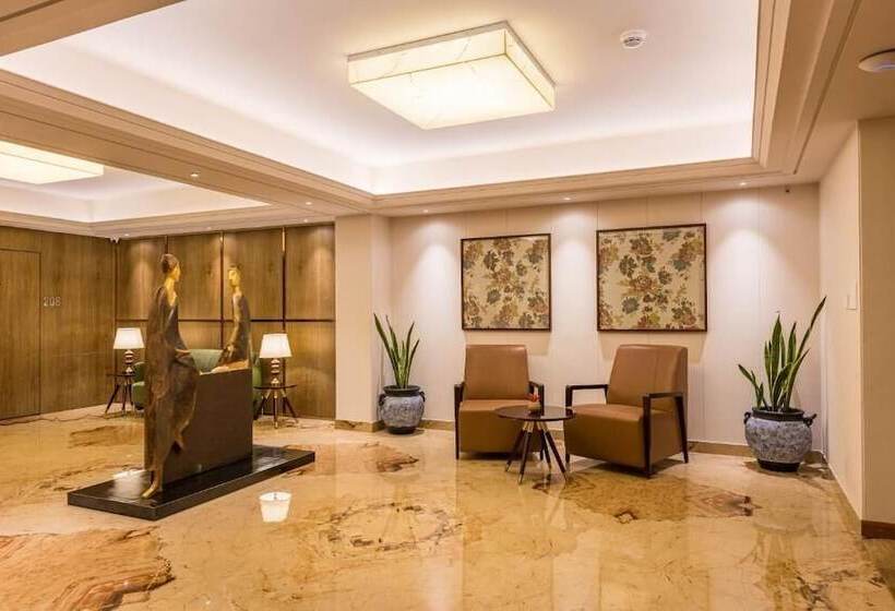 هتل Udaan Himalayan Suites And Spa