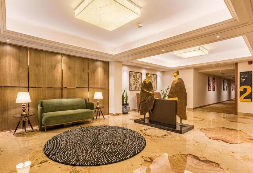 هتل Udaan Himalayan Suites And Spa