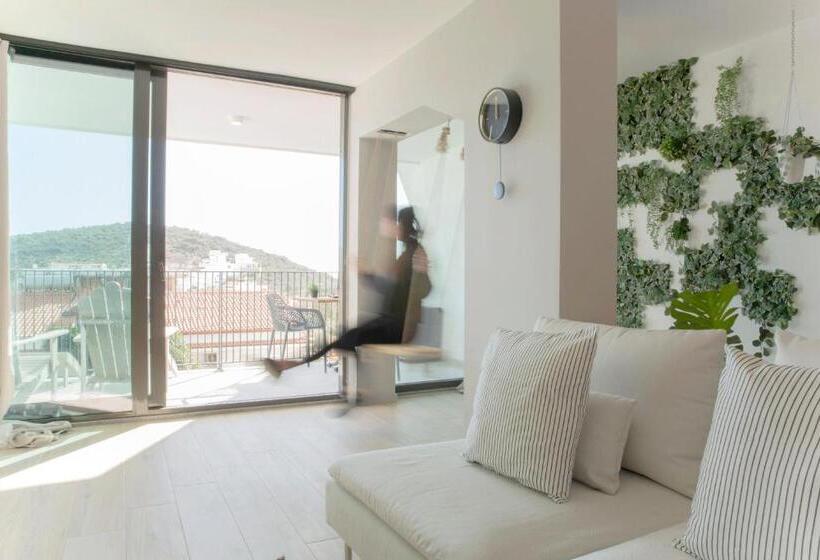 Payava Hotel By True Blue