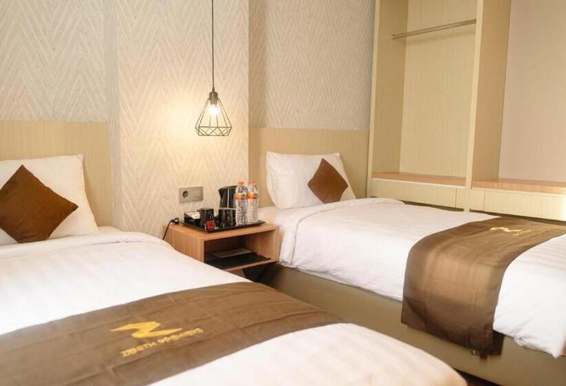 Zenith Premiere Hotel Baubau