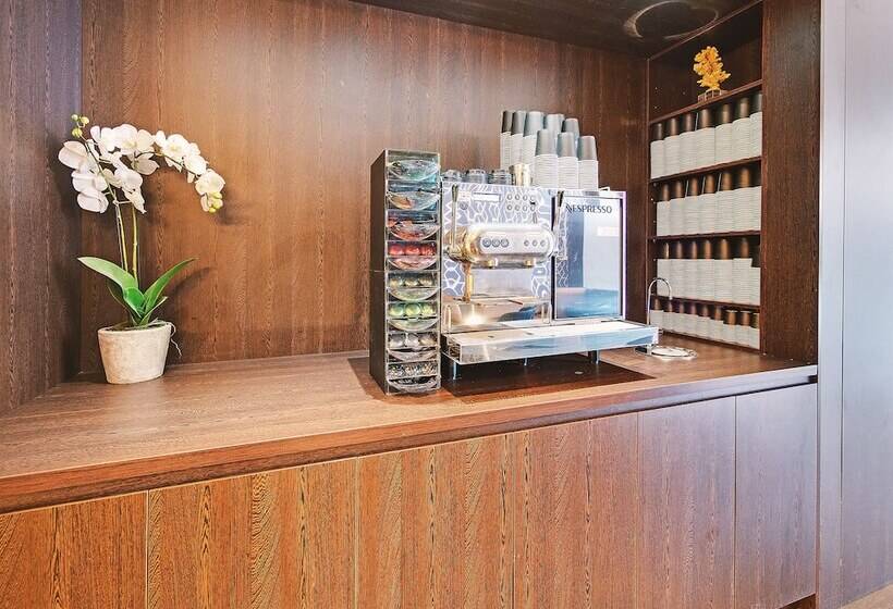 Fotos del hotel 28:  58