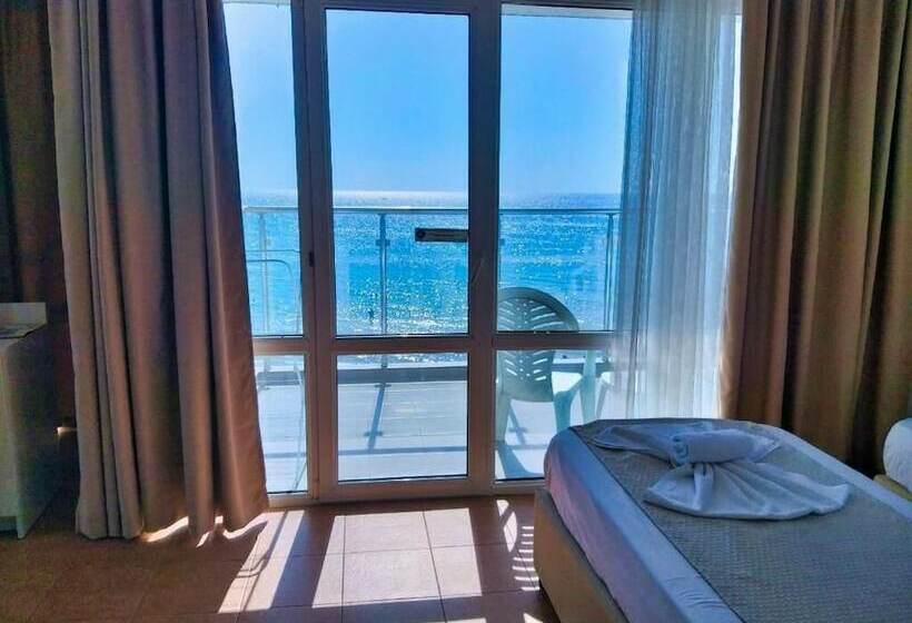 هتل Aphrodite Beach