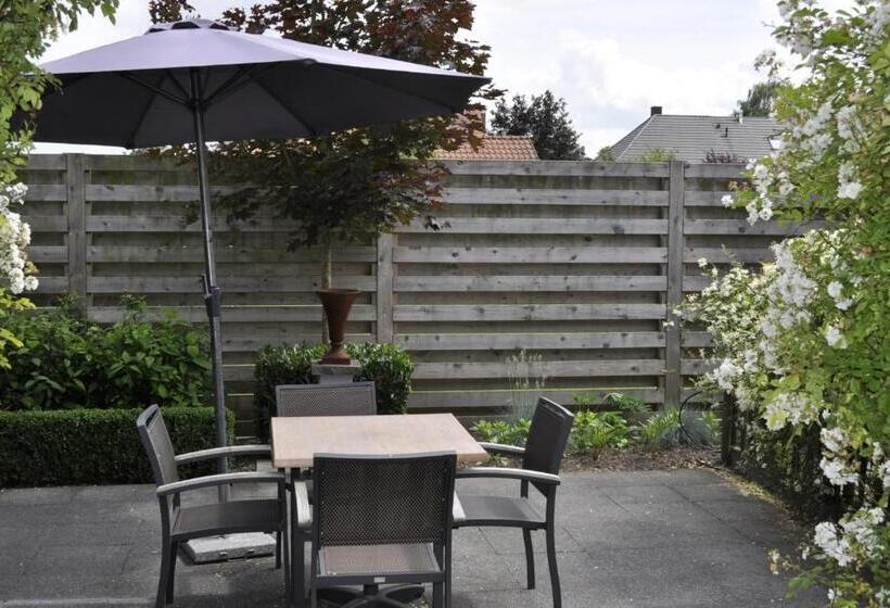 هتل B&b De Edelsteen