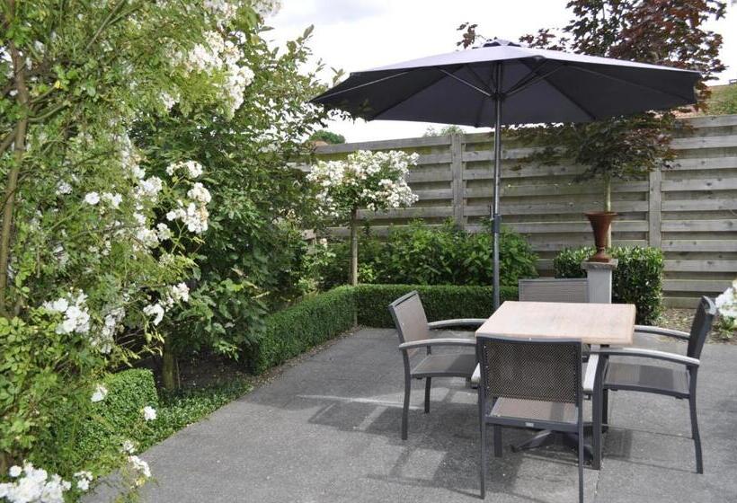 هتل B&b De Edelsteen