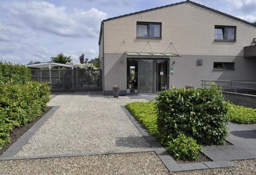 هتل B&b De Edelsteen
