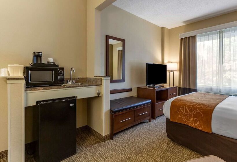 هتل Comfort Suites Raleigh Walnut Creek