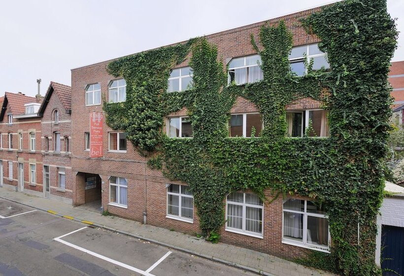 هتل Room In Studio   Condo Gardens Leuven   Budget Studio Single