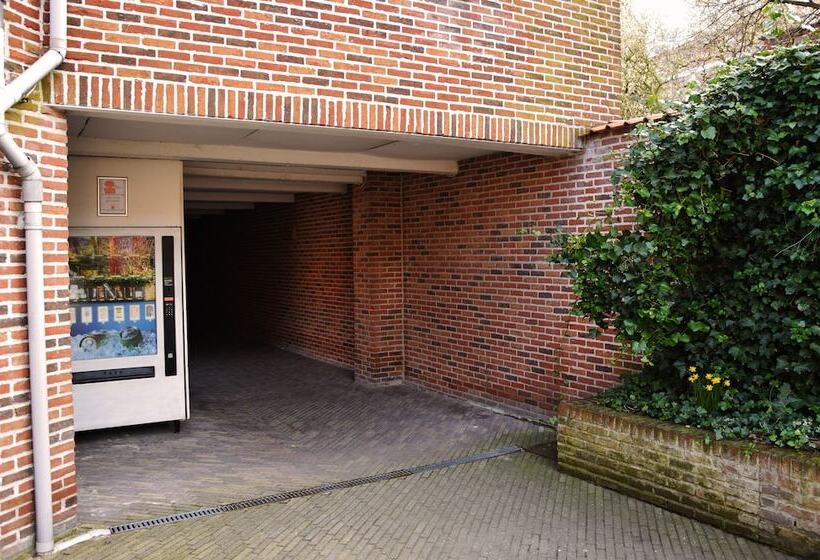 هتل Room In Studio   Condo Gardens Leuven   Budget Studio Single
