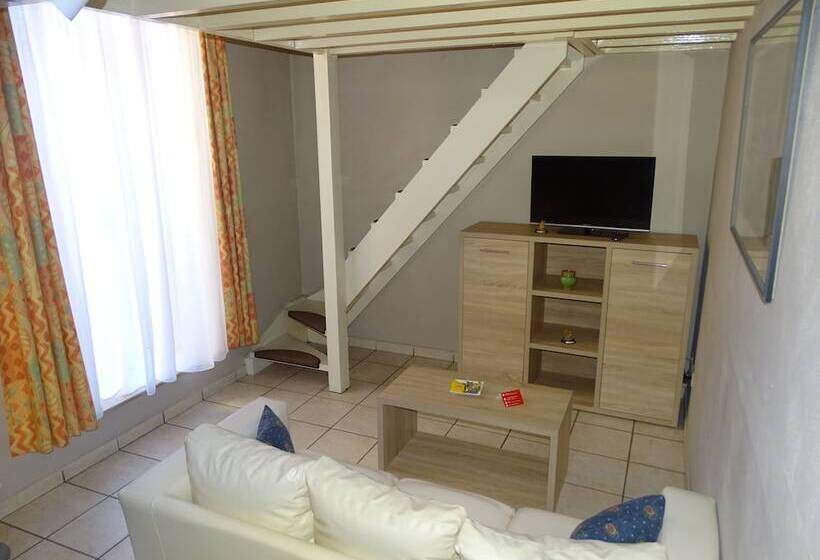 هتل Room In Studio   Condo Gardens Leuven   Budget Studio Single