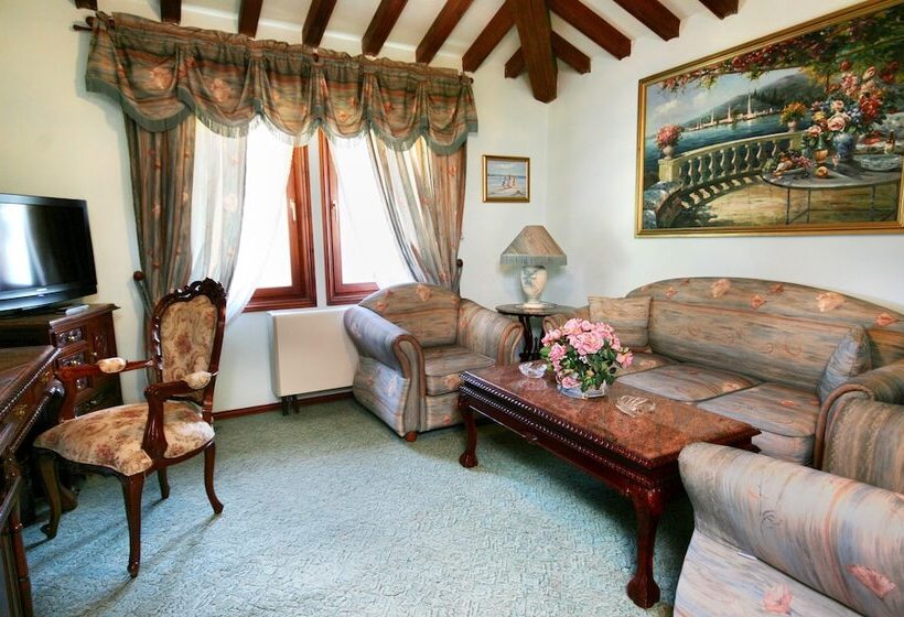 هتل Dallas Residence