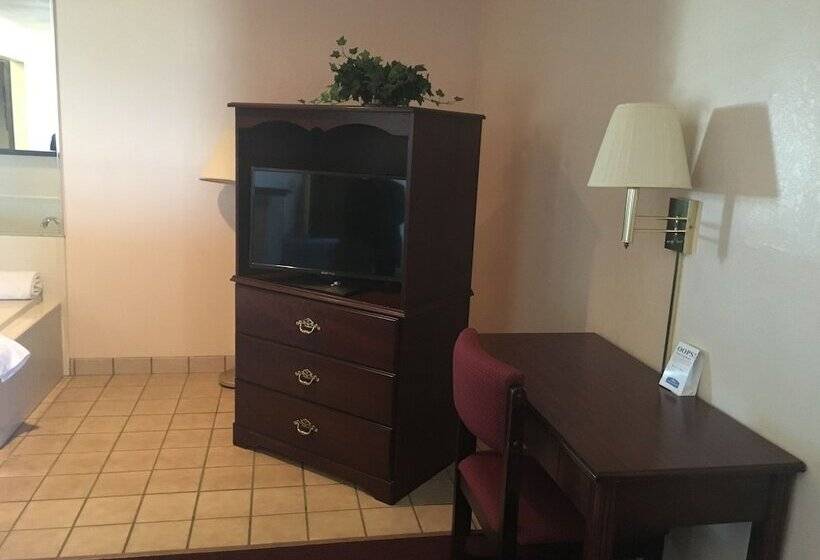 호텔 Derby Inn & Suites