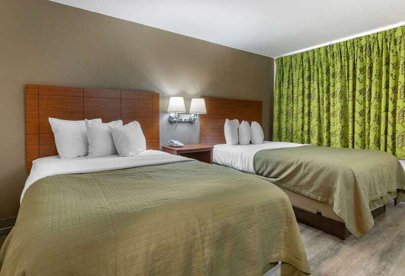 Отель Econo Lodge Cherokee Near River Park