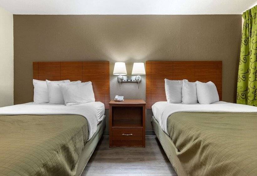 هتل Econo Lodge Cherokee Near River Park