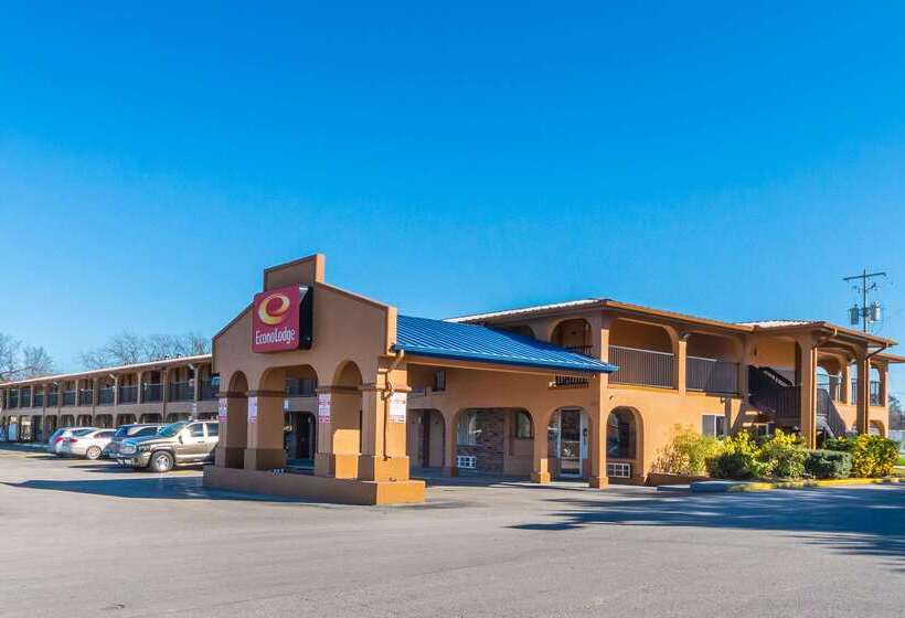 Отель Econo Lodge San Marcos University Area