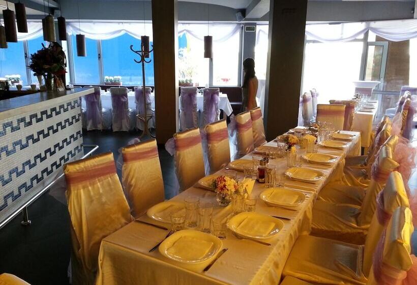 Fotos del hotel Elate Plaza Hotel:  2