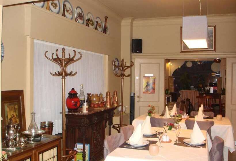 هتل Elckerlyck Inn