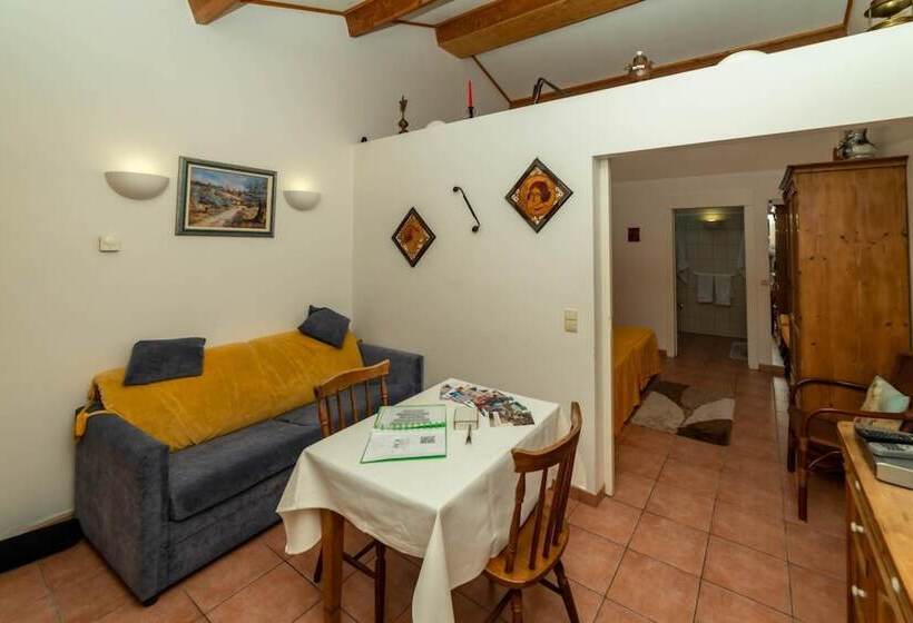 هتل Elckerlyck Inn