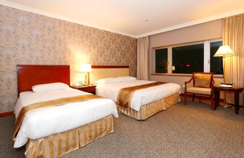 Evergreen Laurel Hotel   Keelung