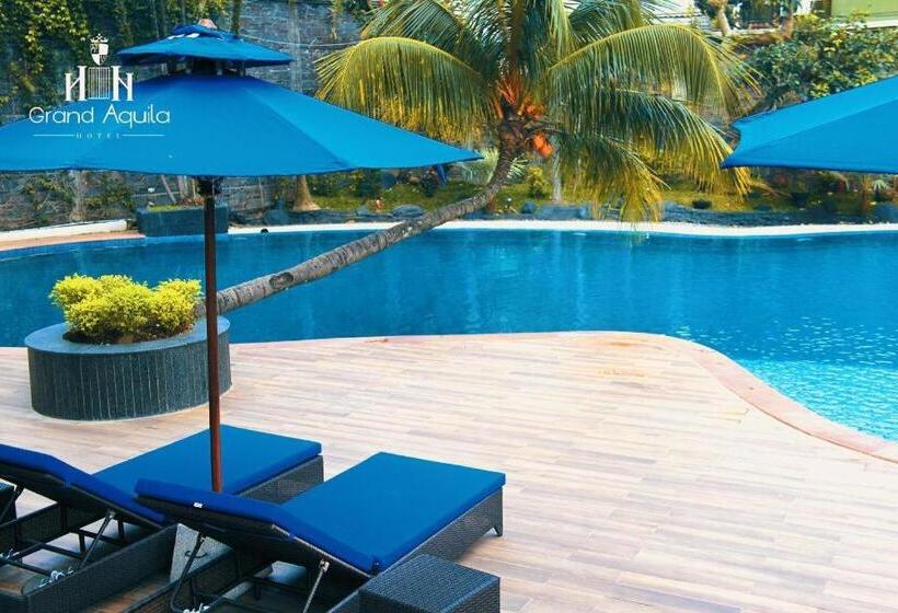 Fotos del hotel Grand Aquila  Bandung:  40